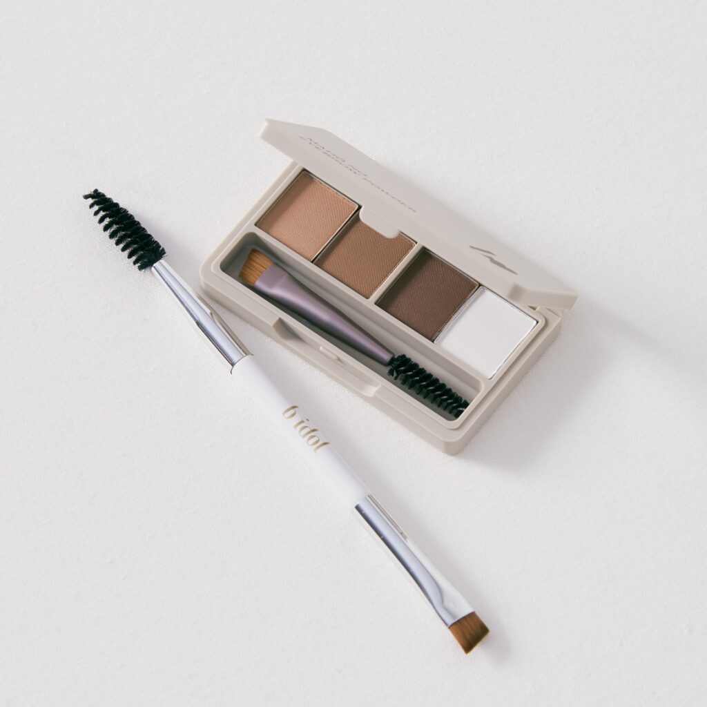 ビーアイドル／魔法のアイブロウパウダー ほか