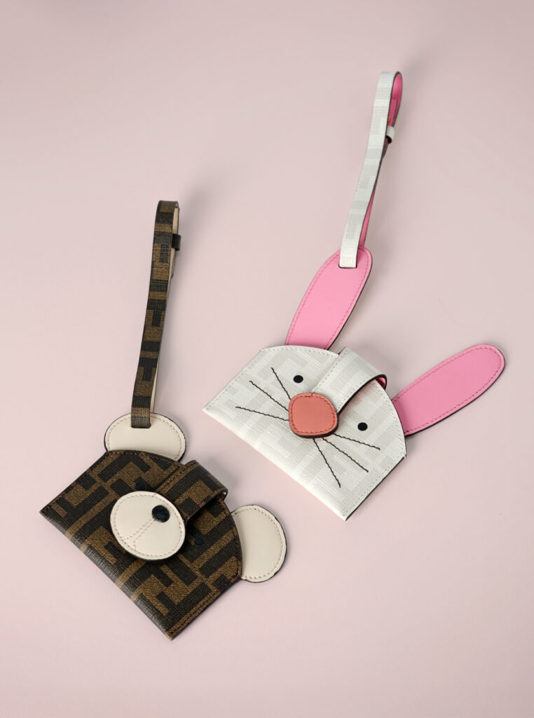 動物モチーフの「フェンディ BFF」カードケース