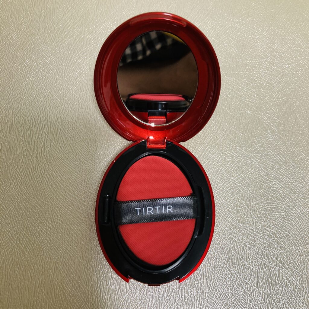 TIRTIR　マスクフィットレッドクッション　ファンデーション