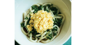 “蒸し目玉焼き”で作る「タルタルのっけうどん」レシピ／近藤幸子さん