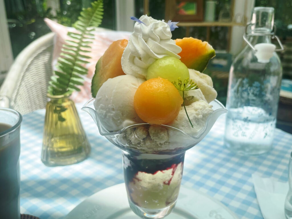 カフェネイビーのメロンParfait写真【その2】