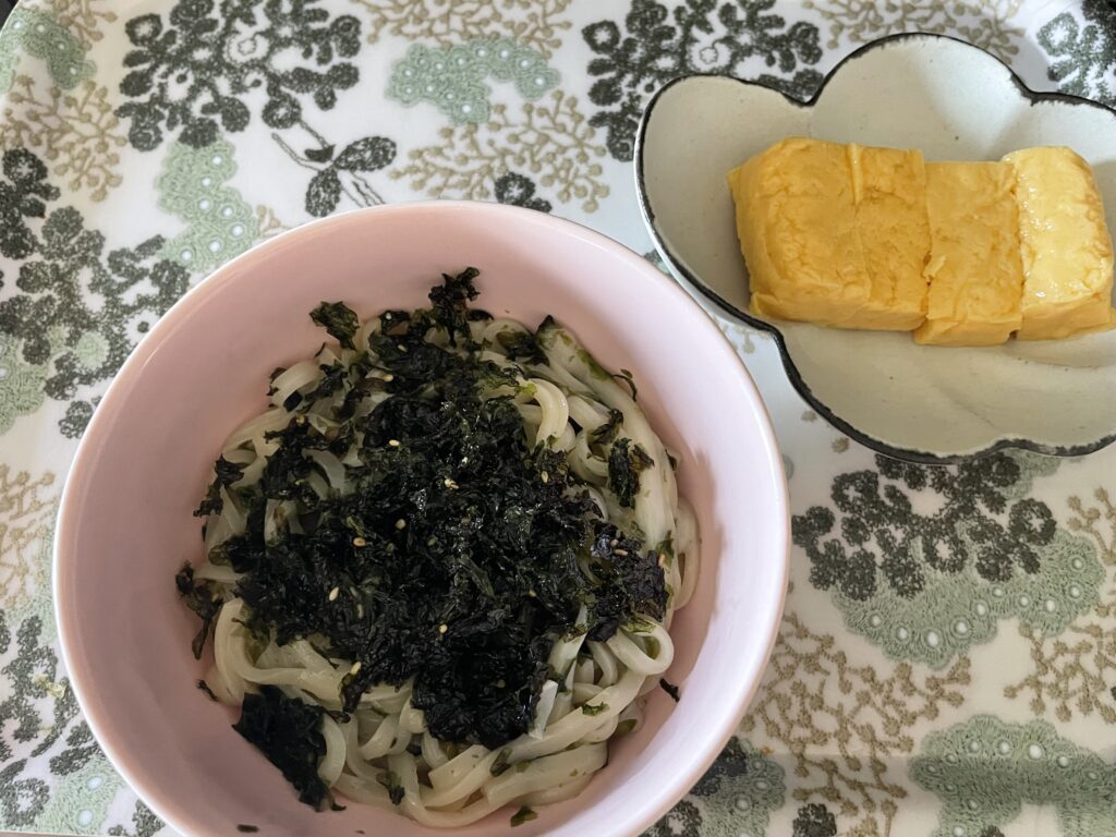 しらいのりこさんのレシピ「ノリバターうどん」を40代主婦が作ってみた写真。