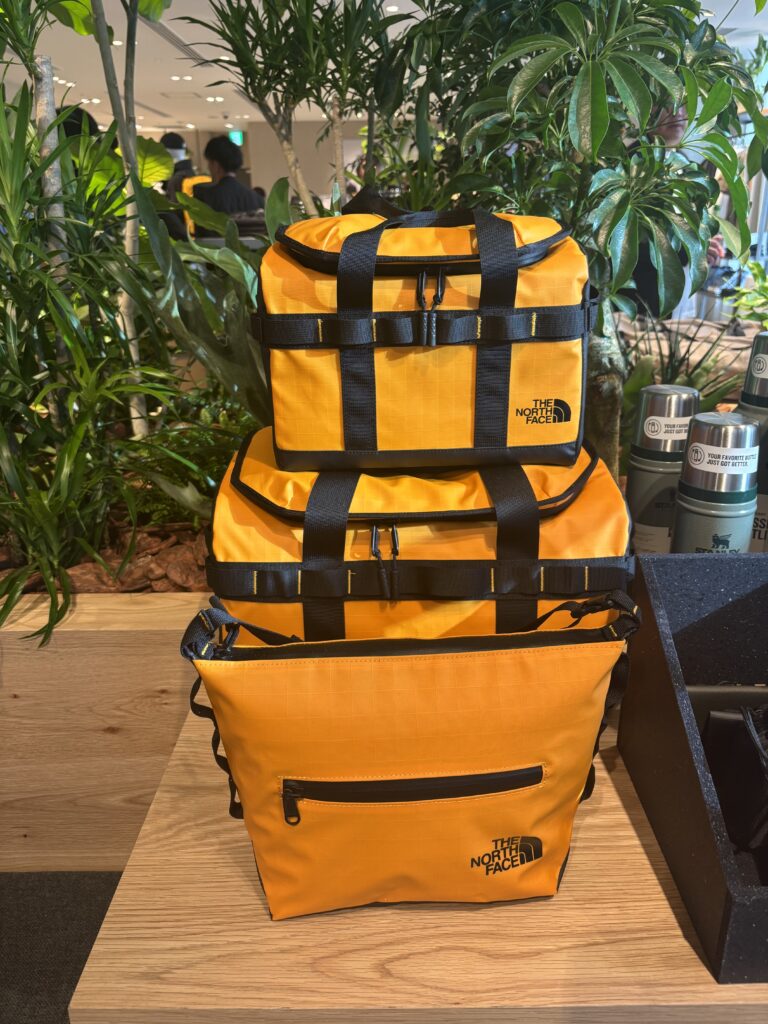 ザ・ノース・フェイス　ワンダーフロストクーラーポーチシリーズ