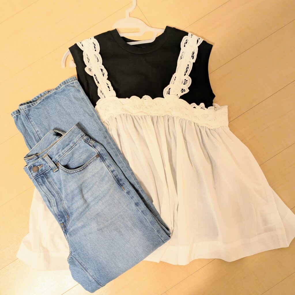 natural by clipのバテンレースビスチェのコーデ