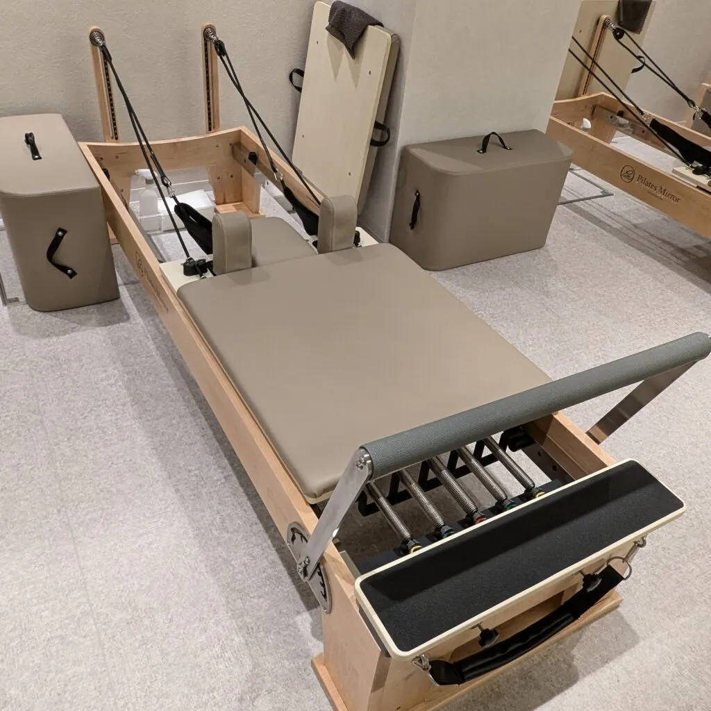 マシンピラティス　リフォーマー