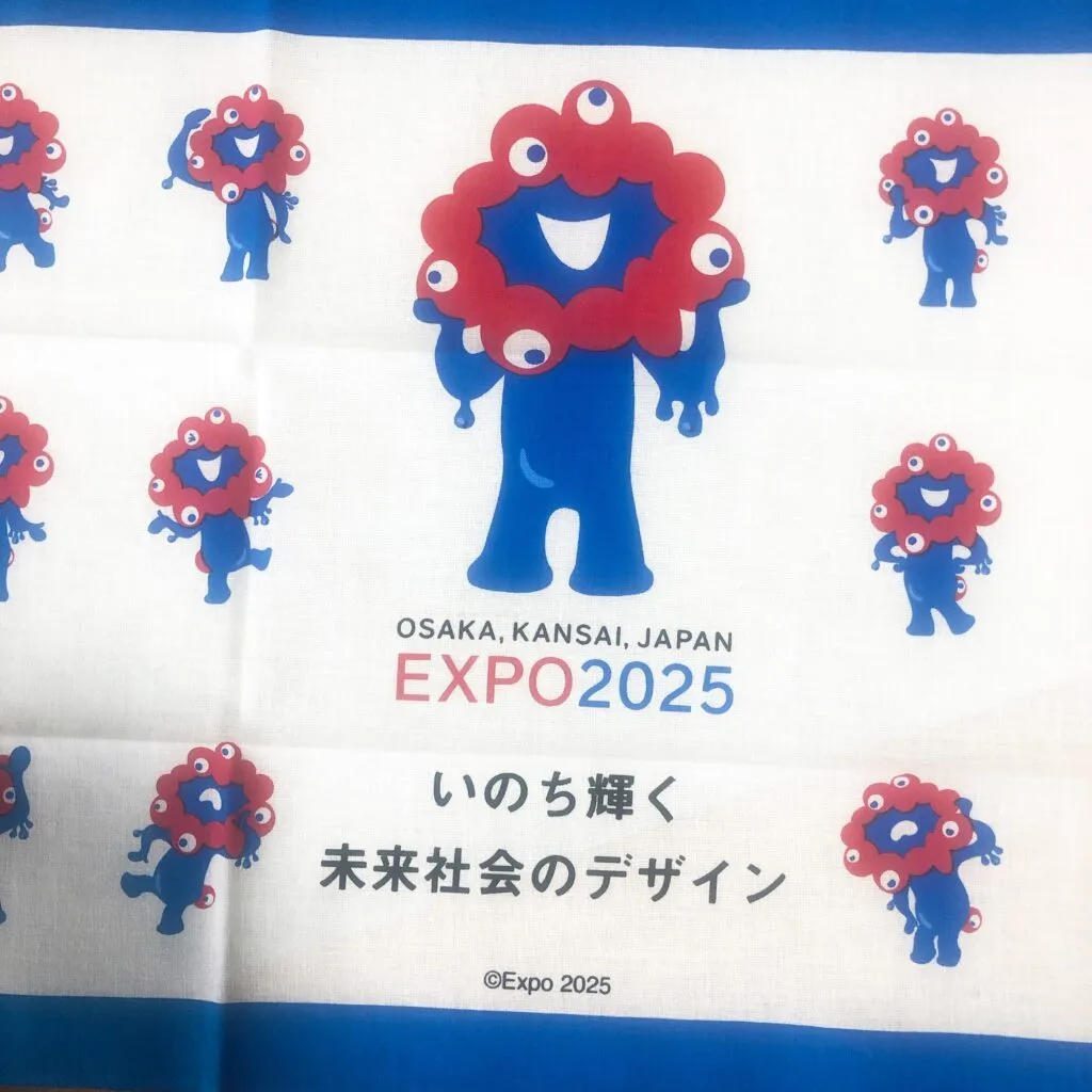 ミャクミャクの手ぬぐい