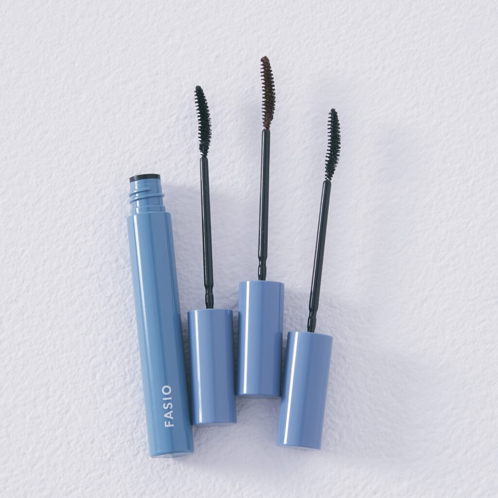 ファシオ／ウルトラ WP マスカラ（カール）
