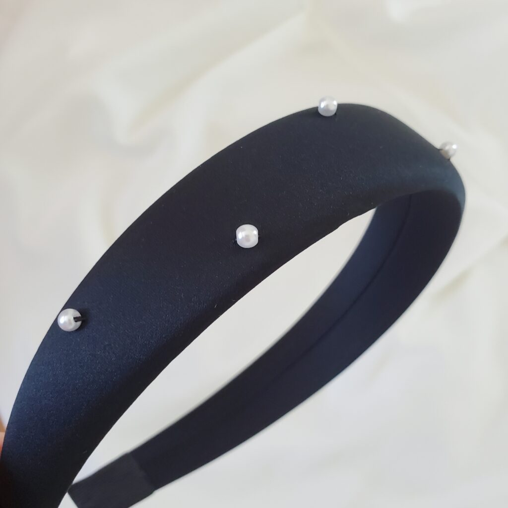 【GU】パールライクカチューシャ