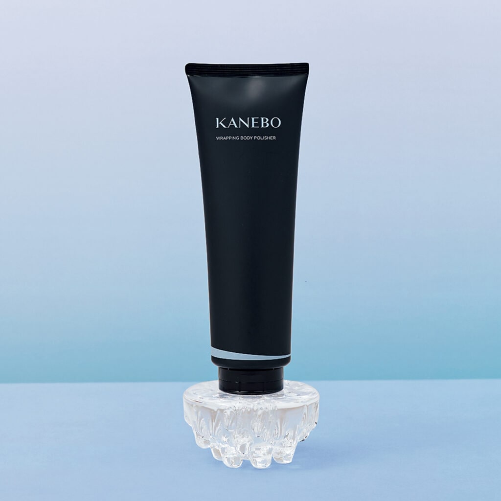 カネボウ
ラッピング ボディ ポリッシャー　220g￥4950