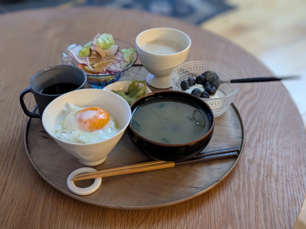 朝食　血糖値コントロールタンパク質