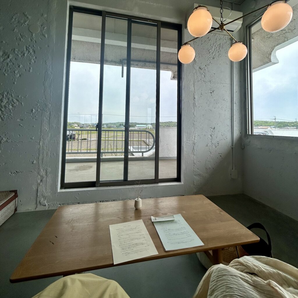 十三月の窓　小野　兵庫