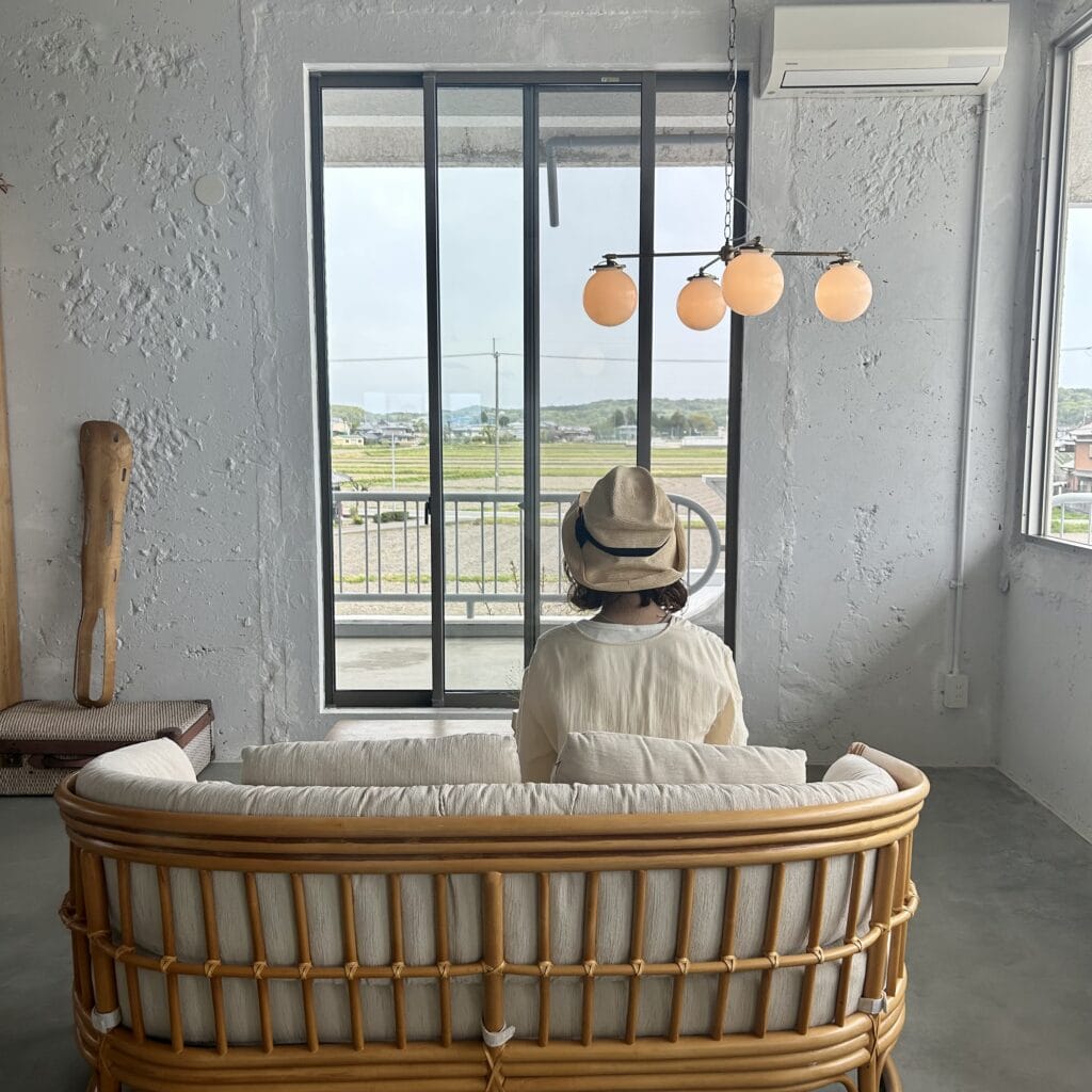 十三月の窓　小野　兵庫