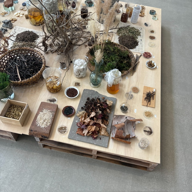 SHIRO砂川本店・みんなの工場入ってすぐにあった原材料の写真