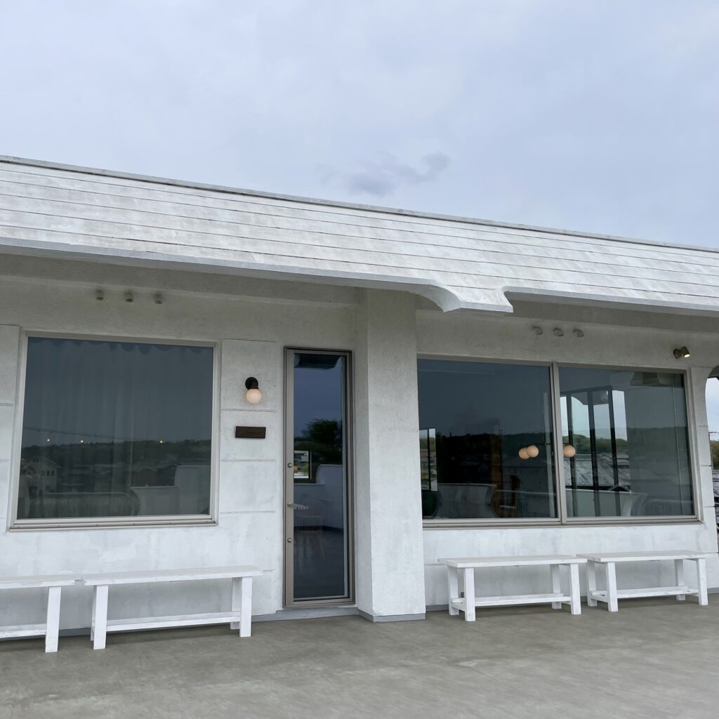 十三月の窓　小野　兵庫