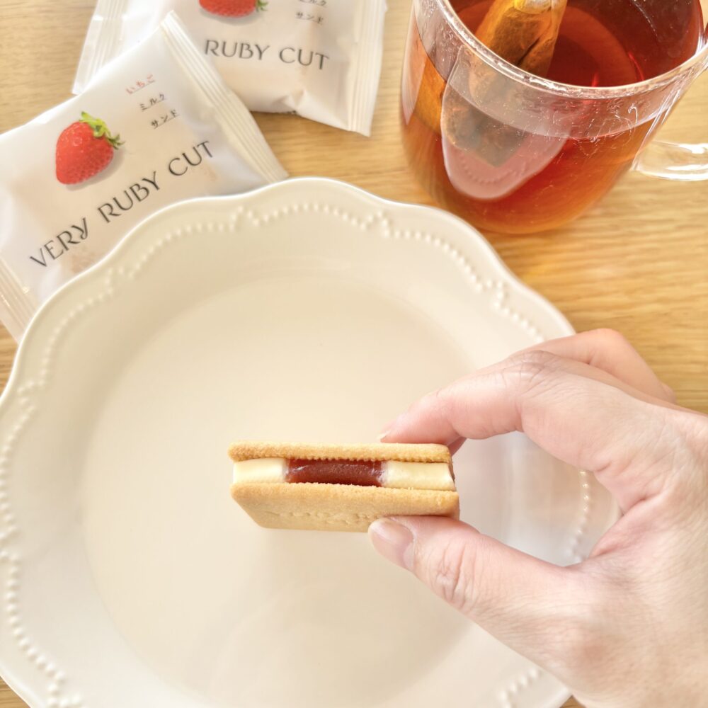 いちごミルクサンド
スイーツ