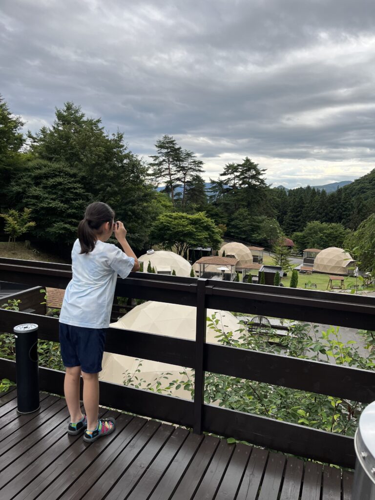 インスタントカメラ