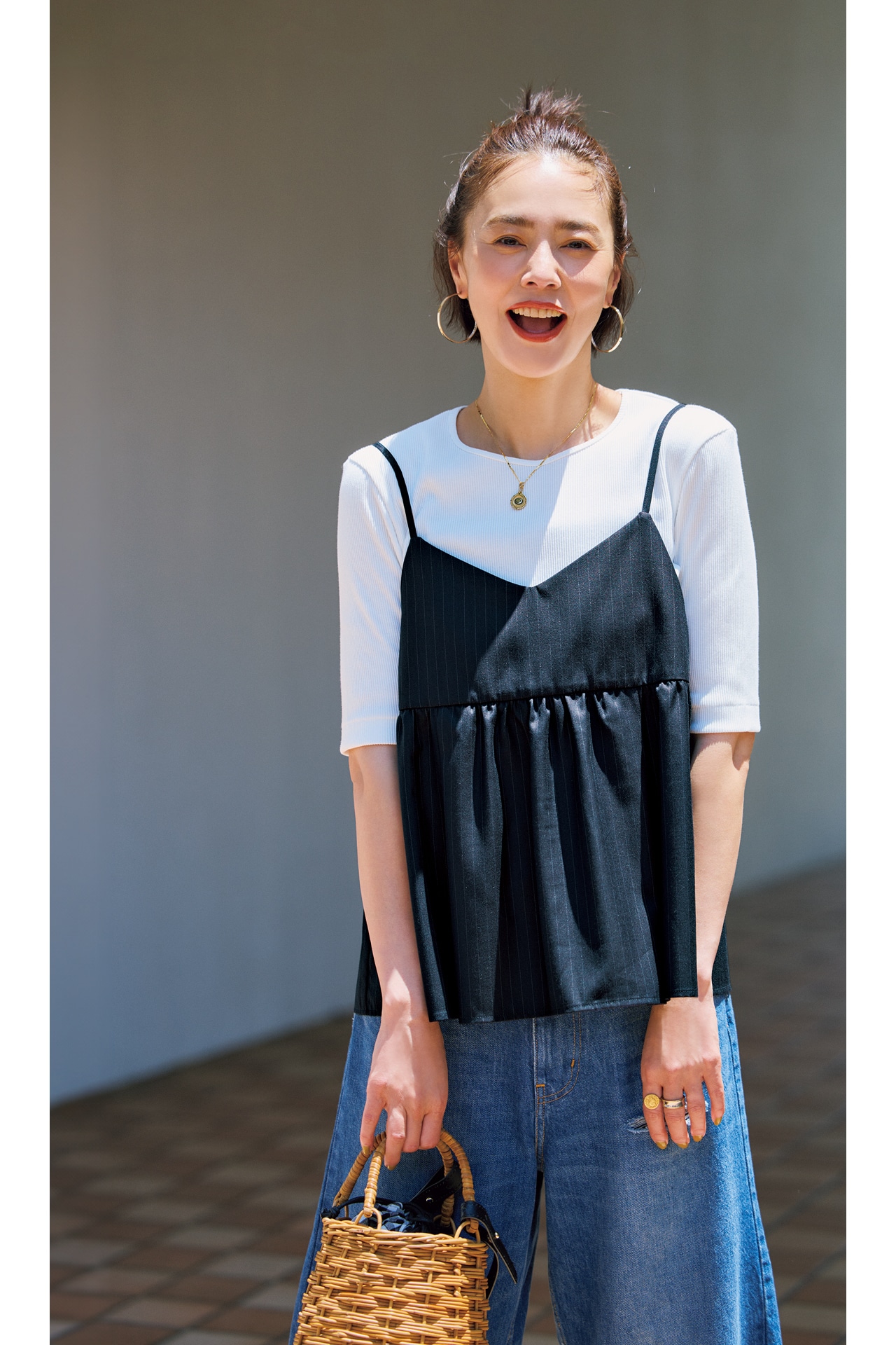 浅見れいなさんの12closet（トゥエルブクローゼット）【洗える】前後２wayレイヤードキャミソールのコーデ