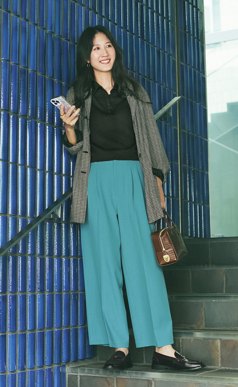 高橋美帆さんのUNIQLOのポロニット　¥2990のコーデ