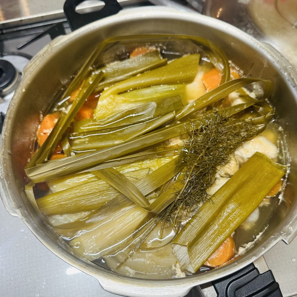 ハーブ　スープ　レモングラス