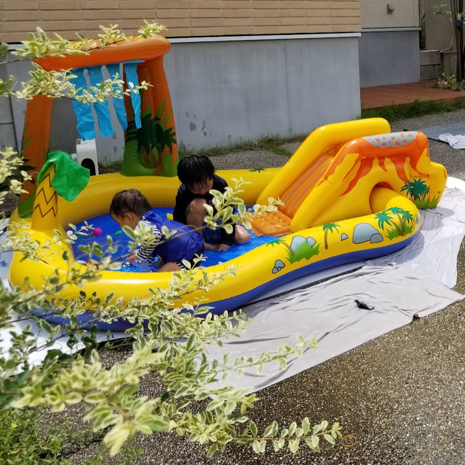 INTEX　プール　幼児期