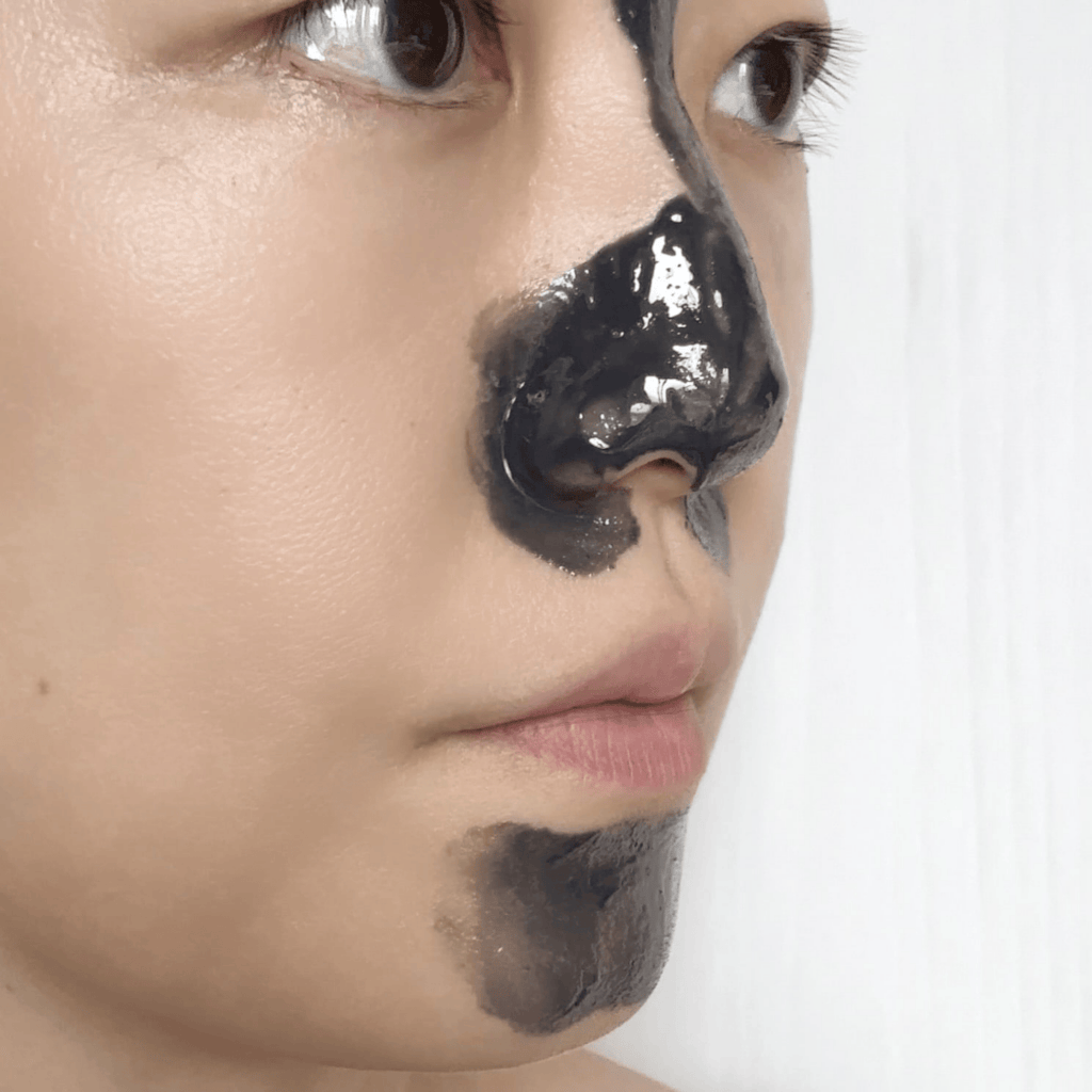 SOFINA iP「ポア クリアリング ジェル ウォッシュ」小鼻とあごに塗った顔