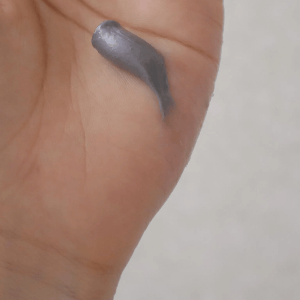 ONE BY KOSE「ポアクリア スクラブ ウォッシュ」手に出したところ