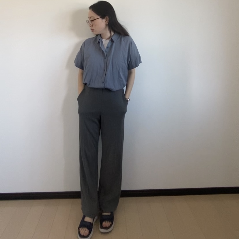 ユニクロ　シャツ　コーデ