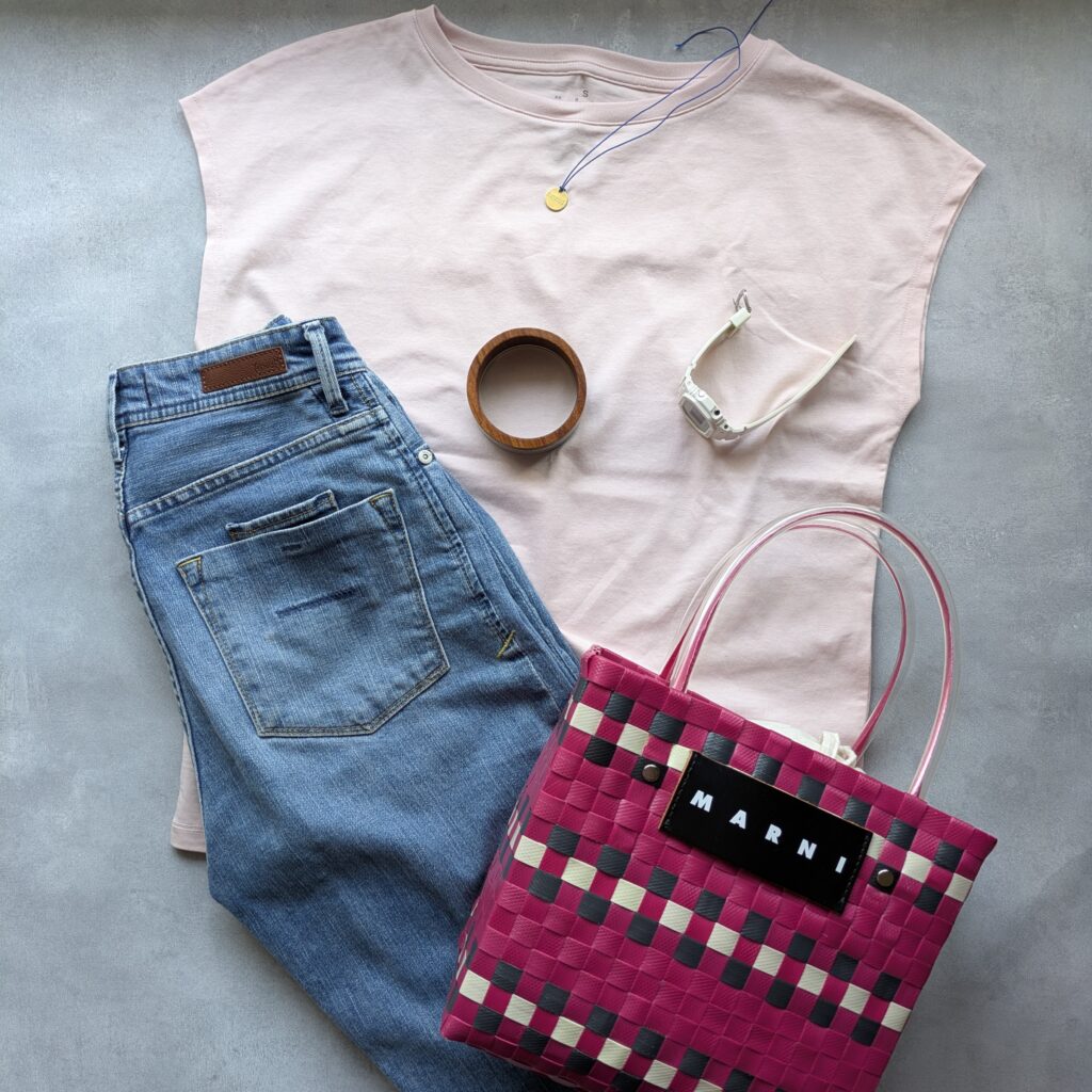 ヤヌーク　レア