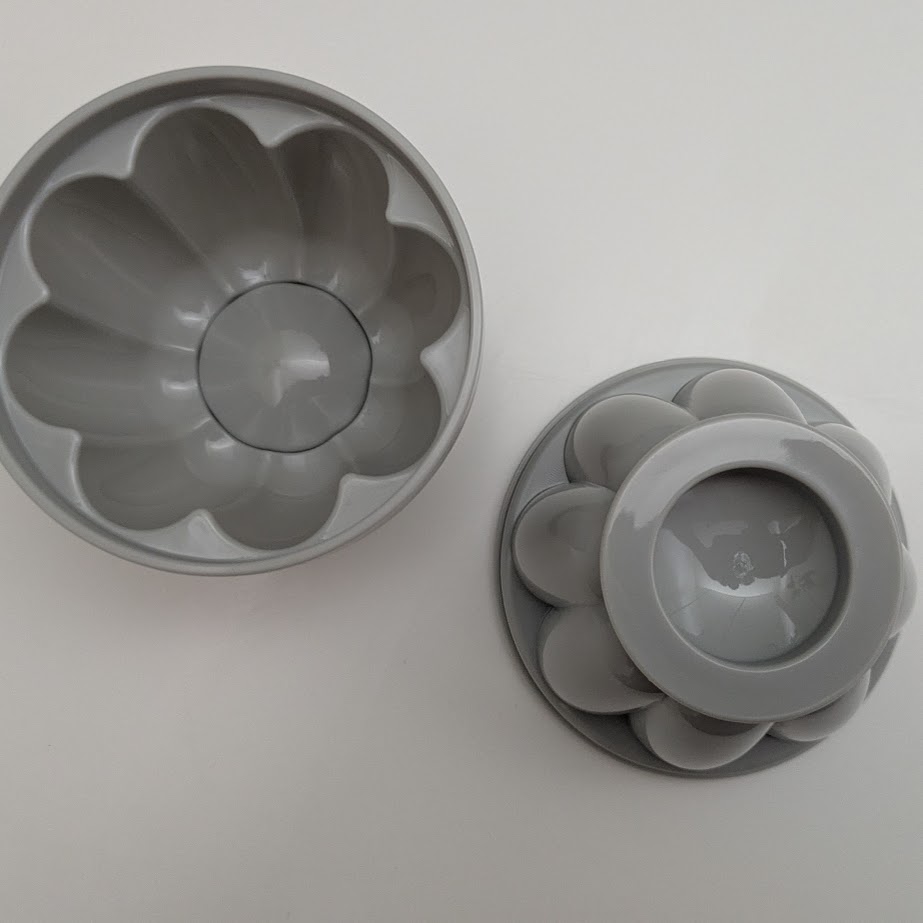 セリア　お花ゼリー型　１１０円