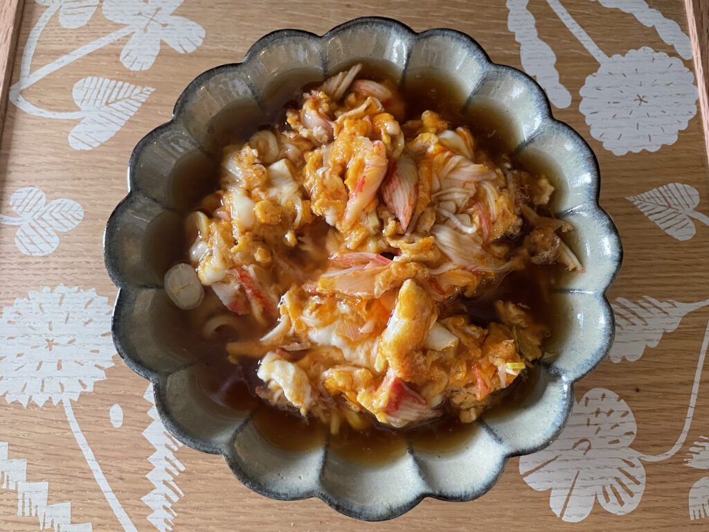 LEE2025年8・9月合併号の「エンタ麺」料理特集に掲載、今井亮さんのレシピ「ふわとろ天津うどん」を40代主婦が作ってみた写真