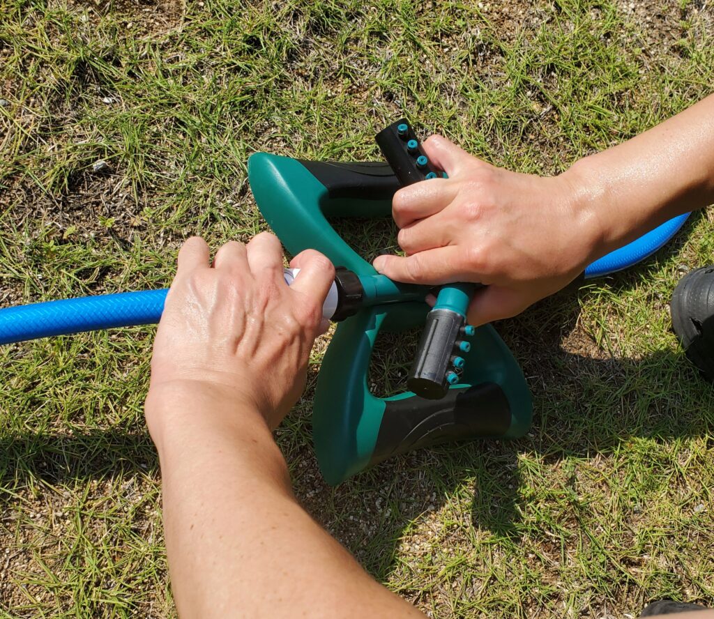 簡易スプリンクラー、芝生の水やり