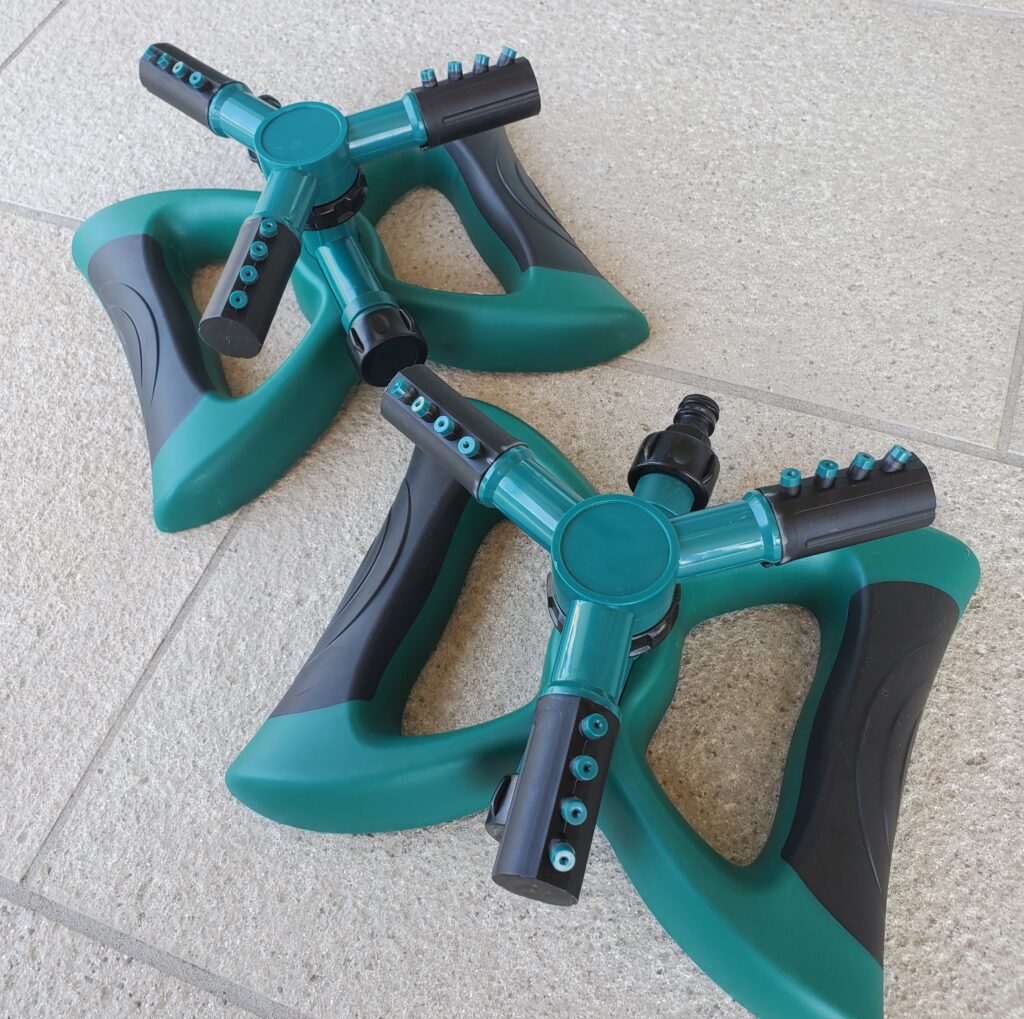 簡易スプリンクラー、芝生の水やり