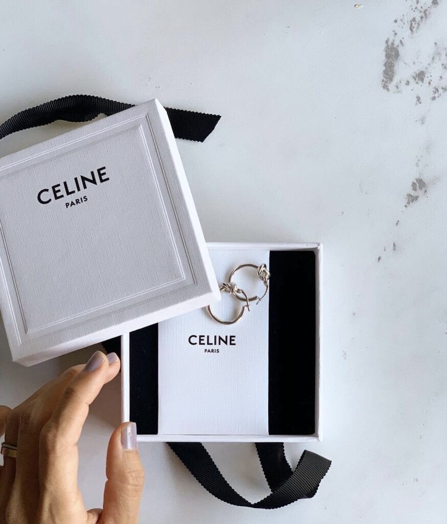 セリーヌのピアス