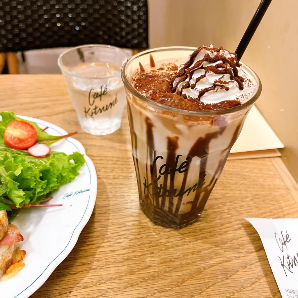 カフェキツネ 青山