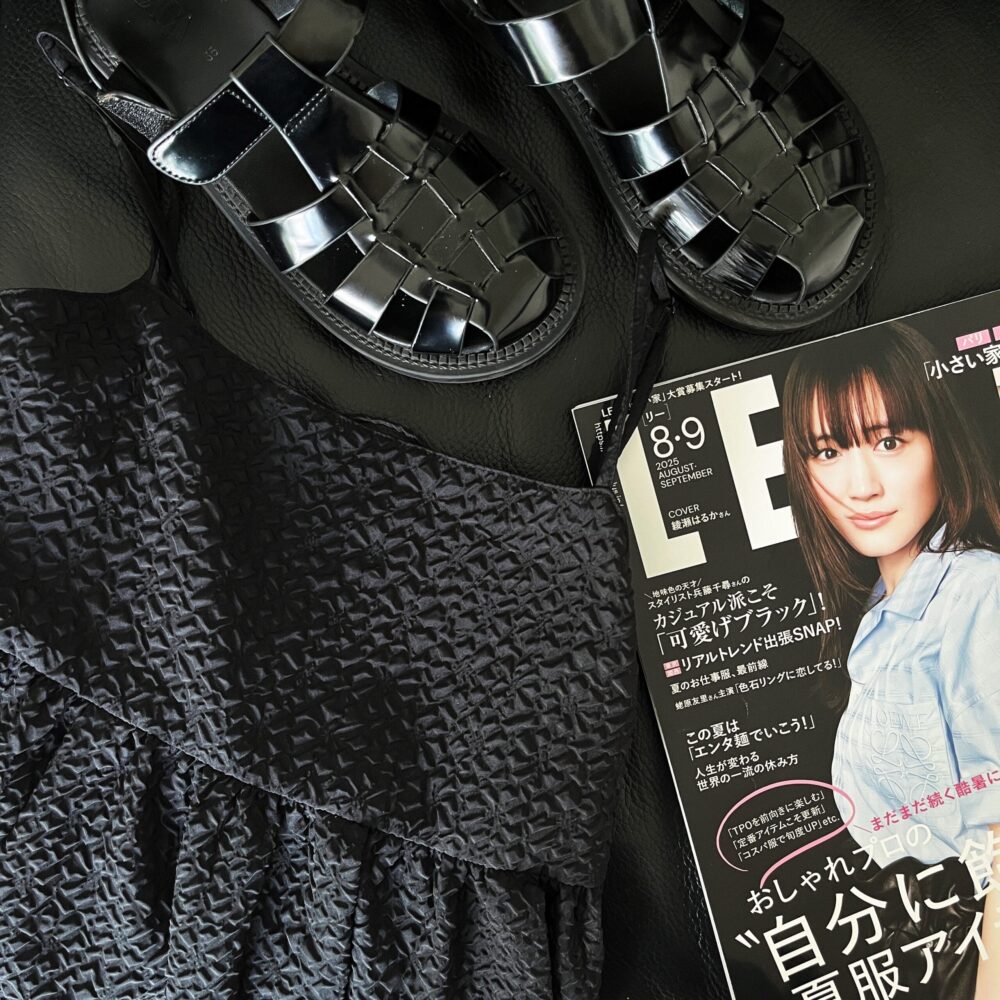 LEE8・9月号と100人隊のブラックアイテム