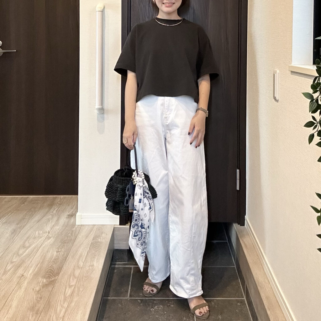 【LEE8･9月号】「夏こそ黒」に30代ママも共感！私なりの可愛げブラックコーデ3days