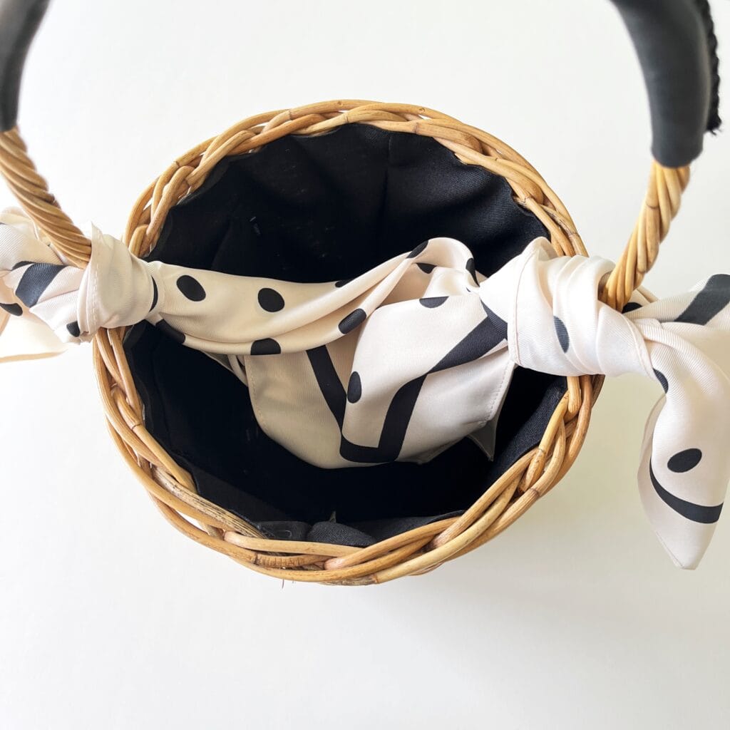 GU スカーフ　かごバッグ