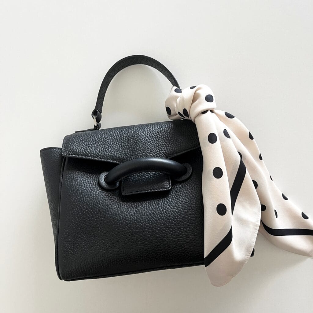 GU スカーフ　かごバッグ