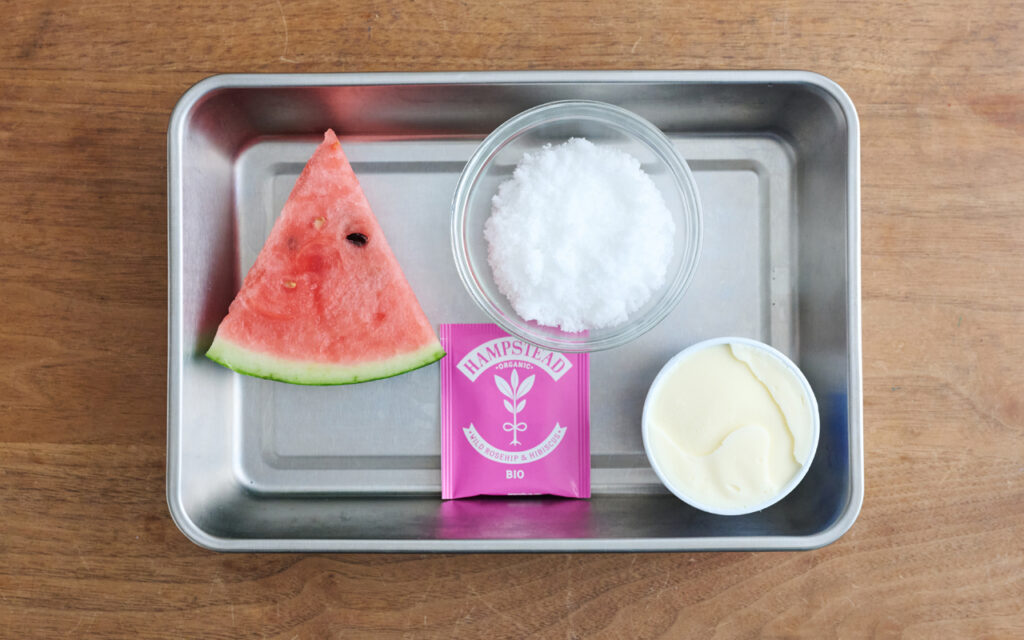 「スイカのグラニテ ミルクアイス添え」材料