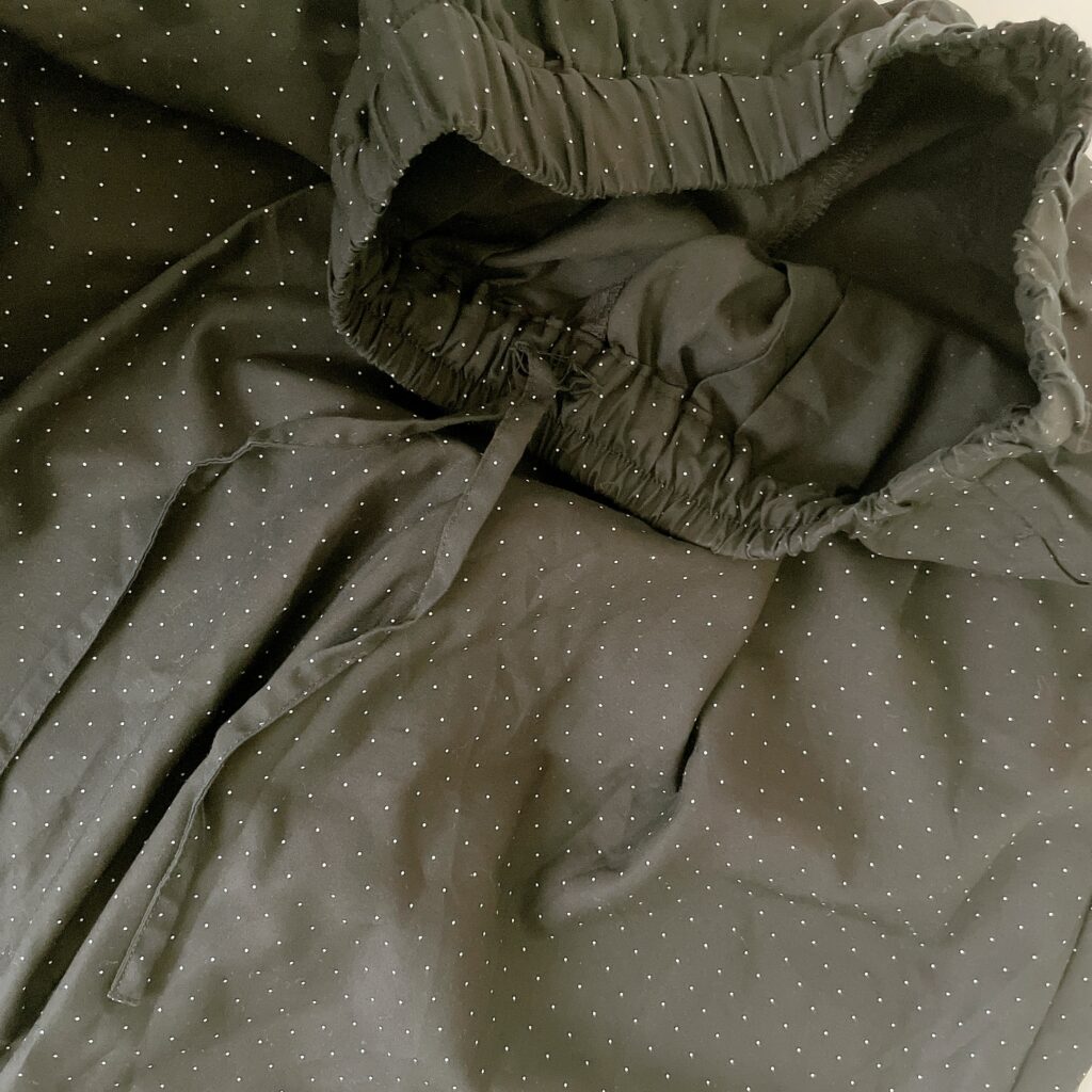 無印良品　イージーワイドパンツ