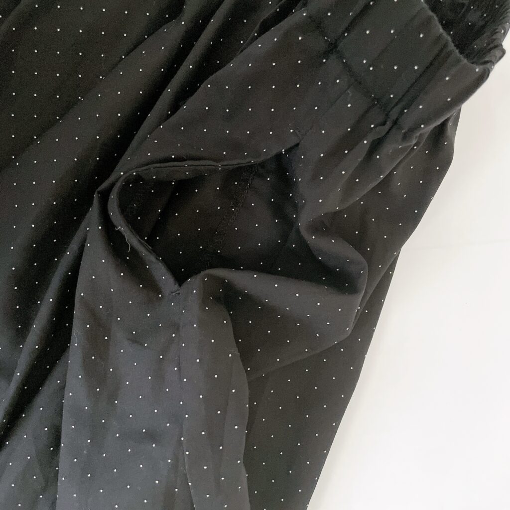 無印良品　イージーワイドパンツ