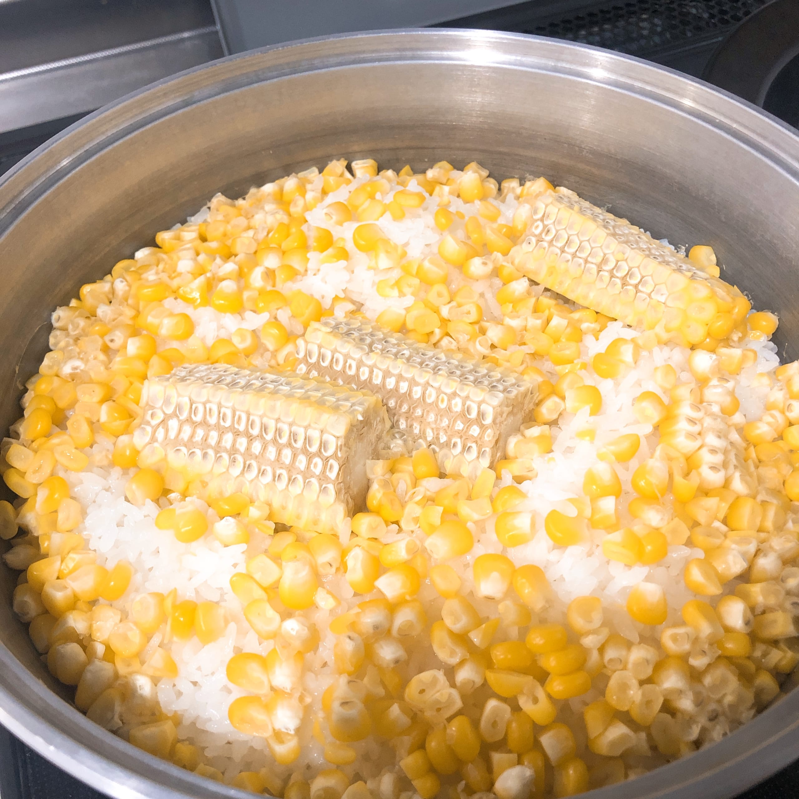 とうもろこし　ご飯　コーン