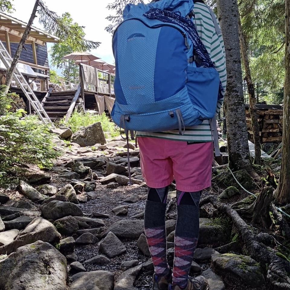 登山　ファッション　アラフォー　40代　golite bring wildthings cw-x　モントレイル