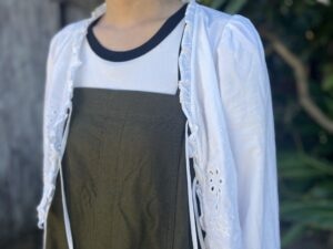 【40代コーデ】夏の日焼け対策にも◎サロペット×白レースボレロ TB icoco