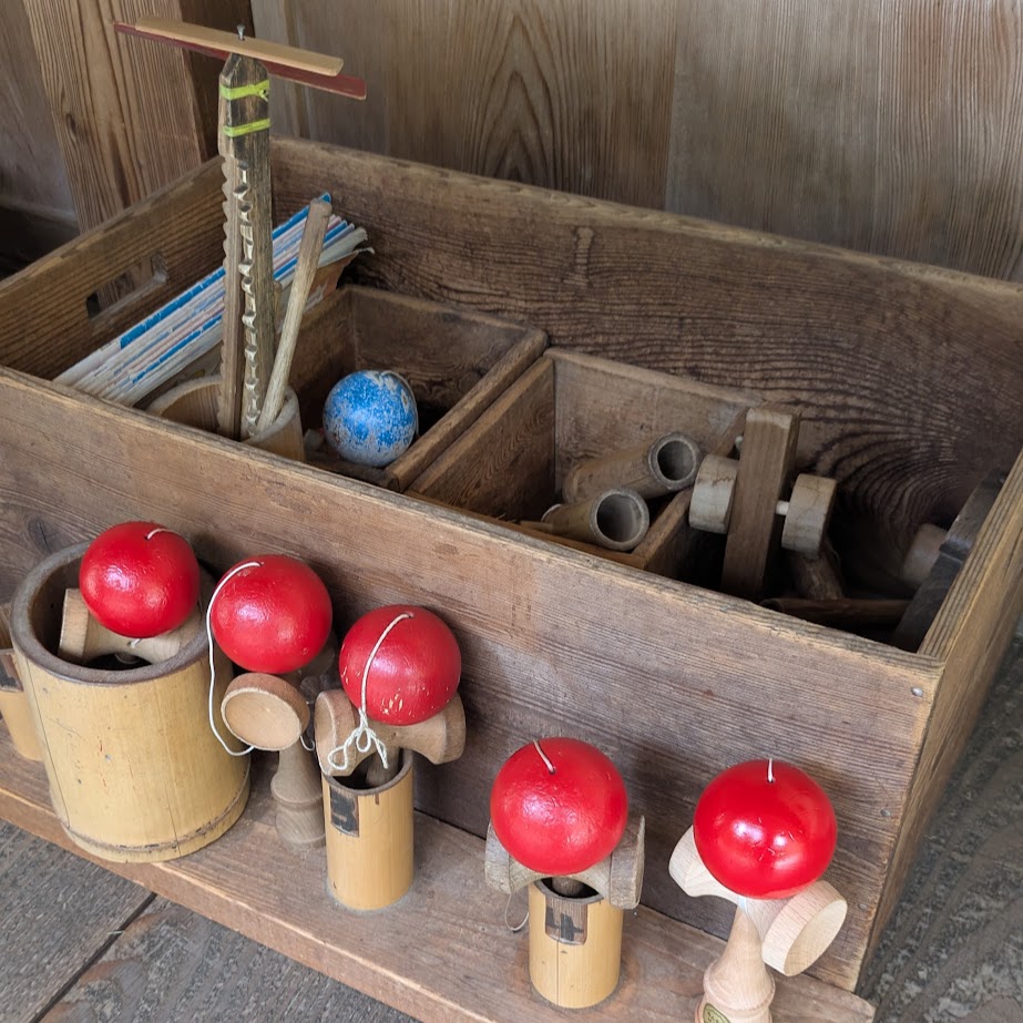 三州足助村　懐かしのおもちゃ　自由に使える