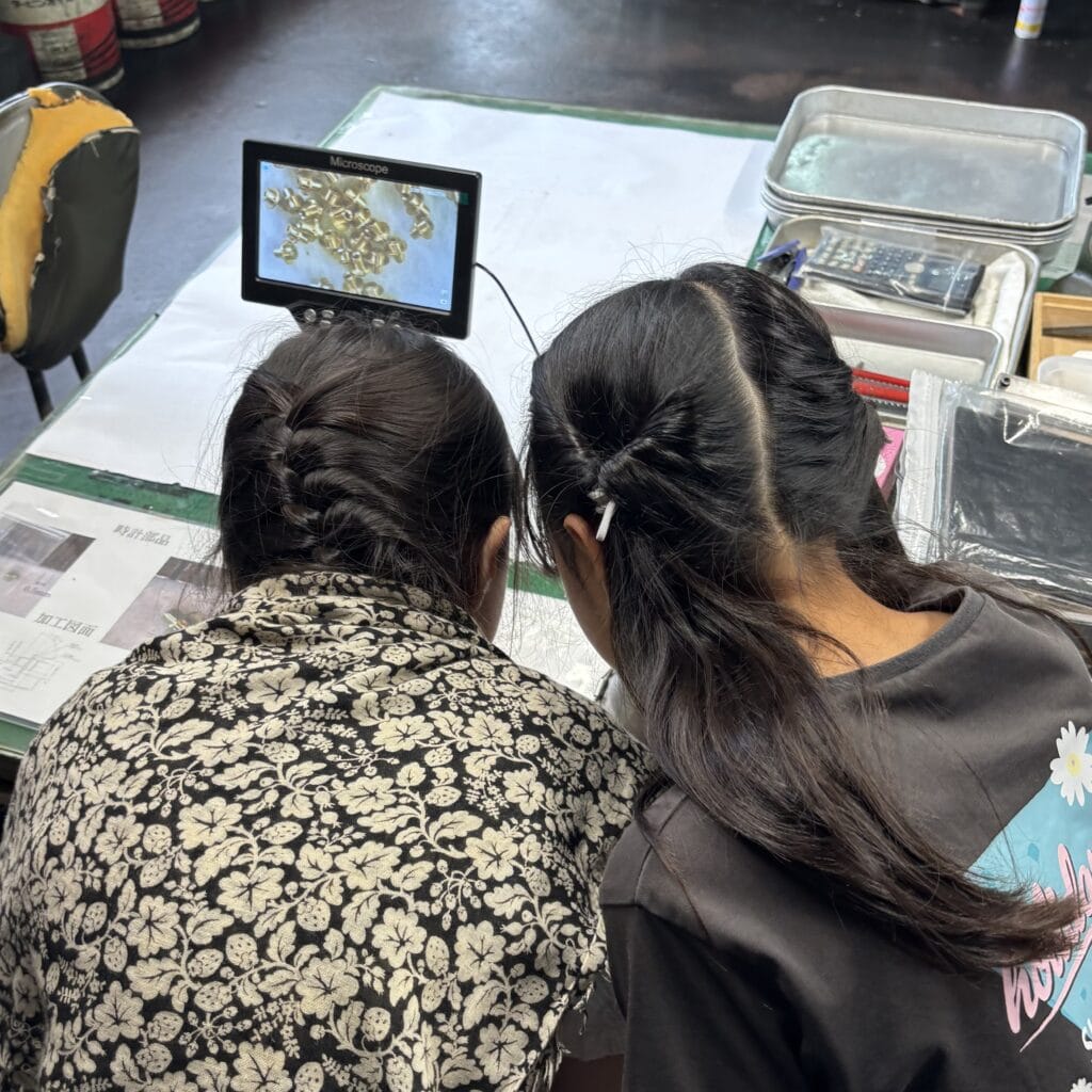 眼鏡市場工場見学