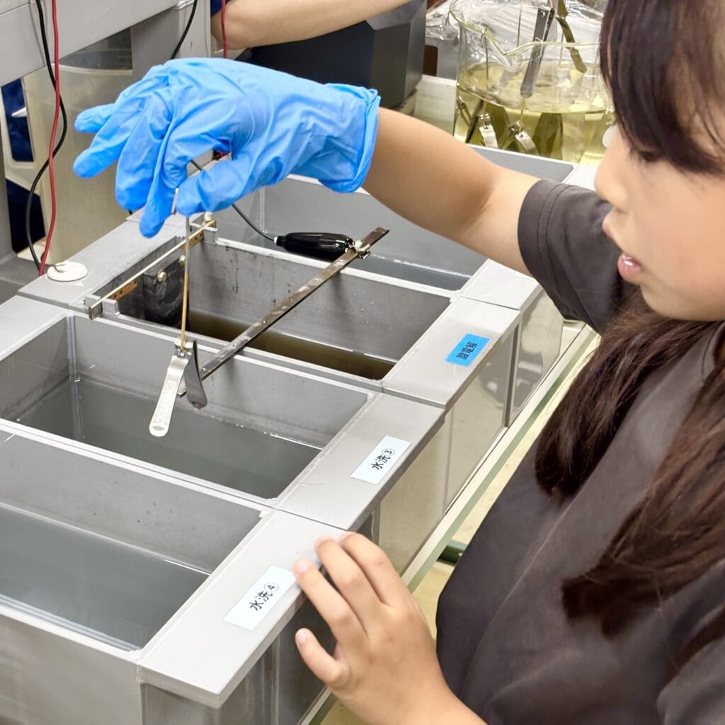 眼鏡市場工場見学