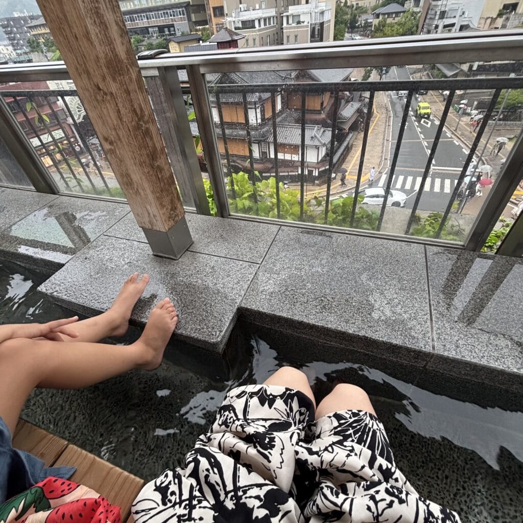 道後温泉　足湯