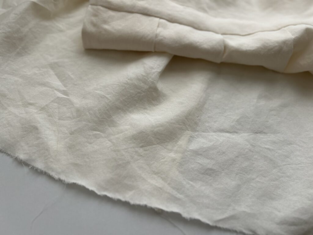 40代女性のかぶるだけ簡単かわいらしいエプロン