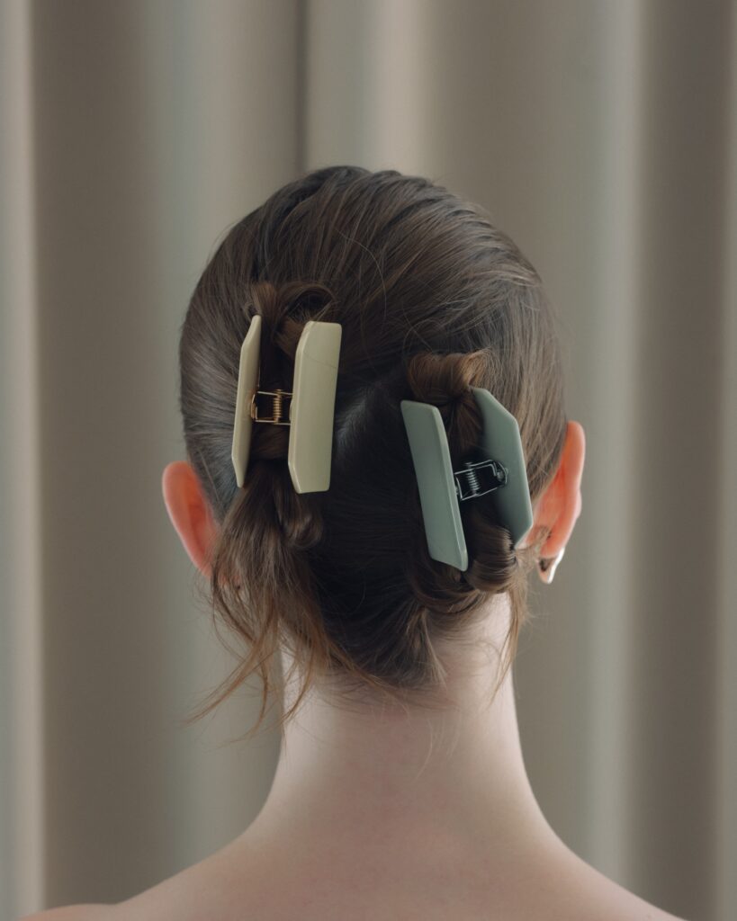 河嶋希さんNOBLEコラボヘアアクセサリー　使い方イメージ